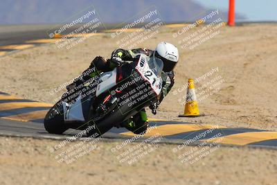 media/Mar-20-2025-Racers Edge (Thu) [[0731d8e3a1]]/2-B Group/Session 5 (Turn 12)/